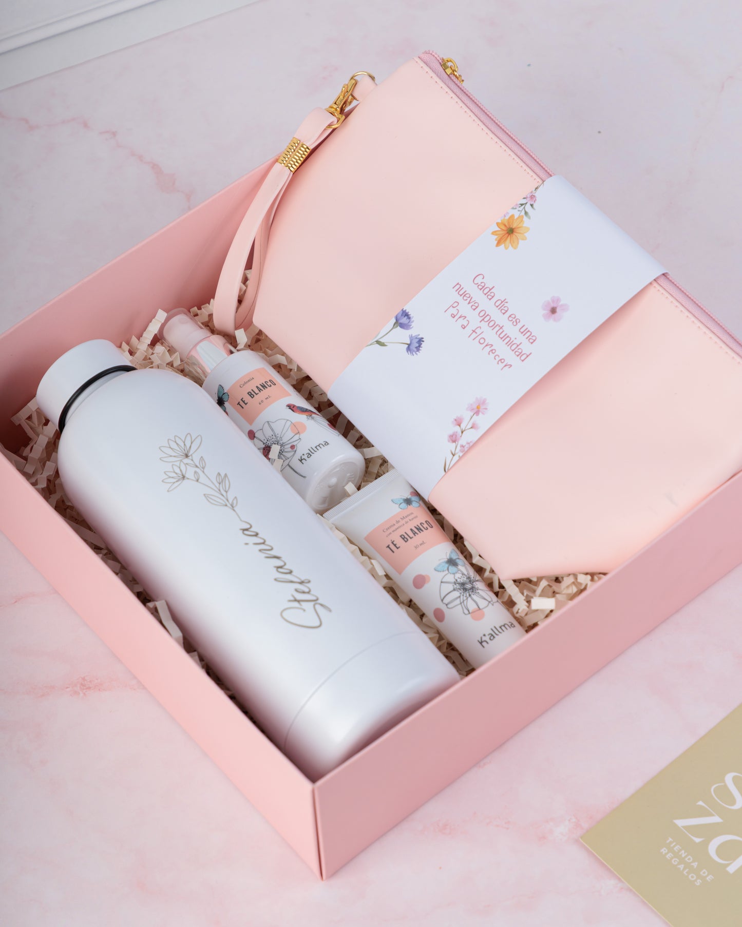 Relax Box: Botella Personalizada & Neceser
