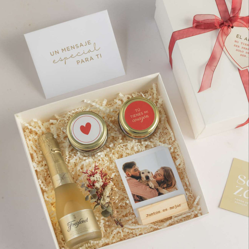 Set Recuerdos de Amor: Espumante con Fotos Personalizadas