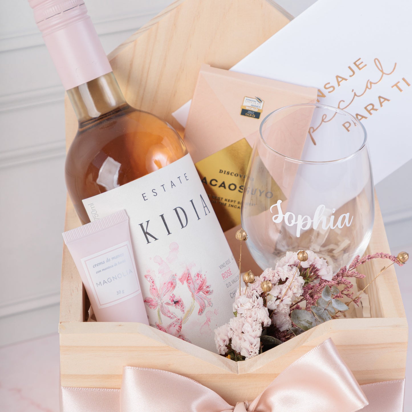 Pack Vino, Chocolate & Copa Personalizada