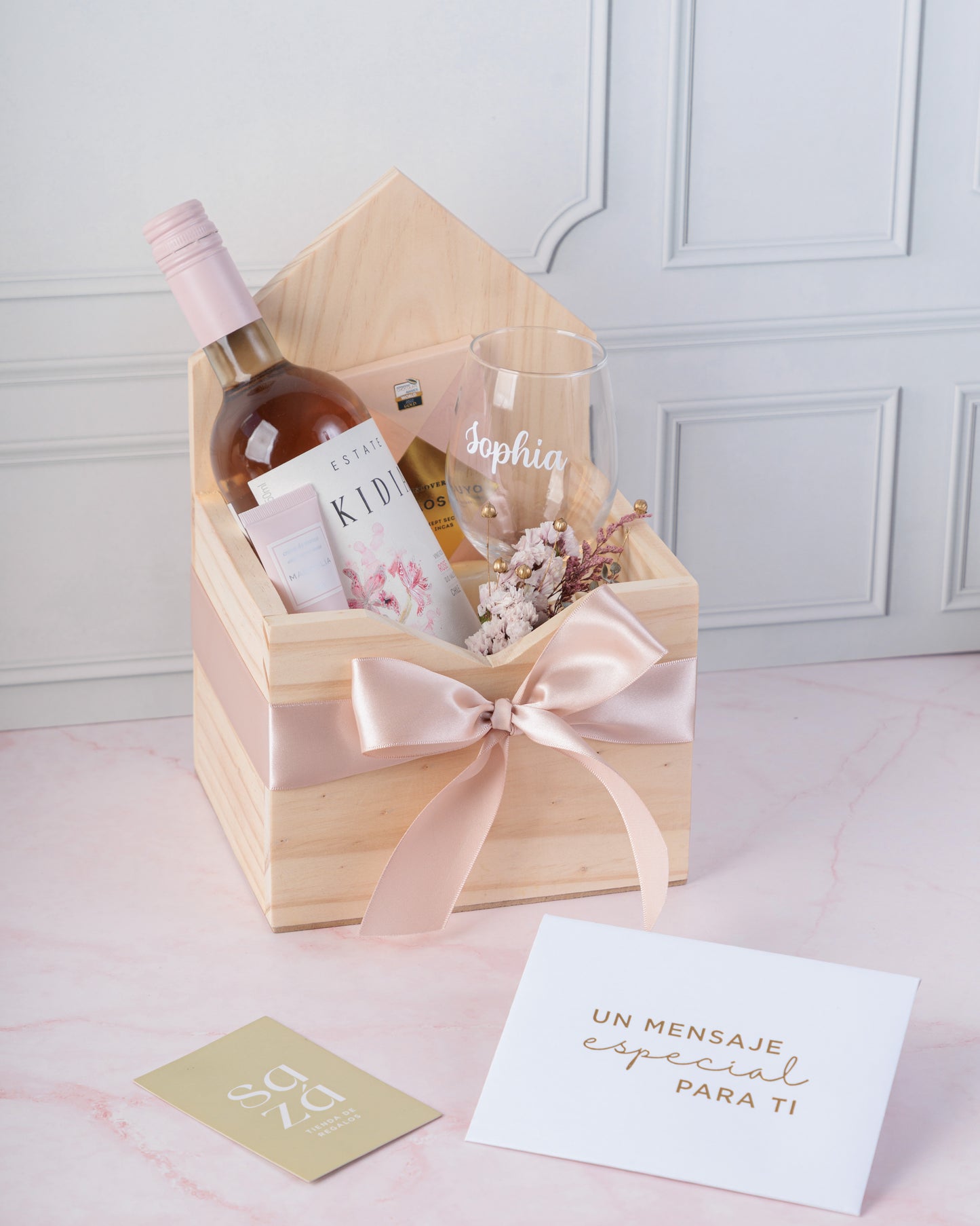 Pack Vino, Chocolate & Copa Personalizada