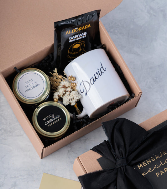 Mini Box para Él con Brownies, Fotos & Taza Personalizada