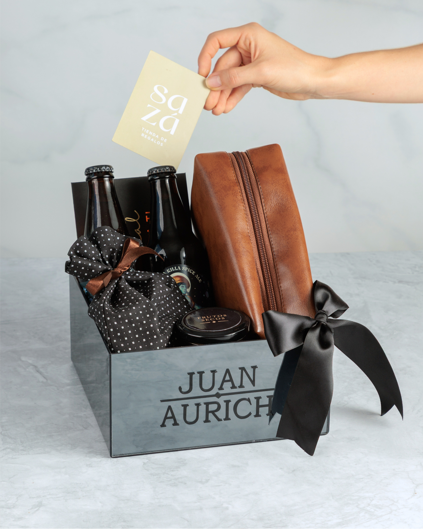 Malta Premium: Cerveza, Neceser & Caja Personalizada