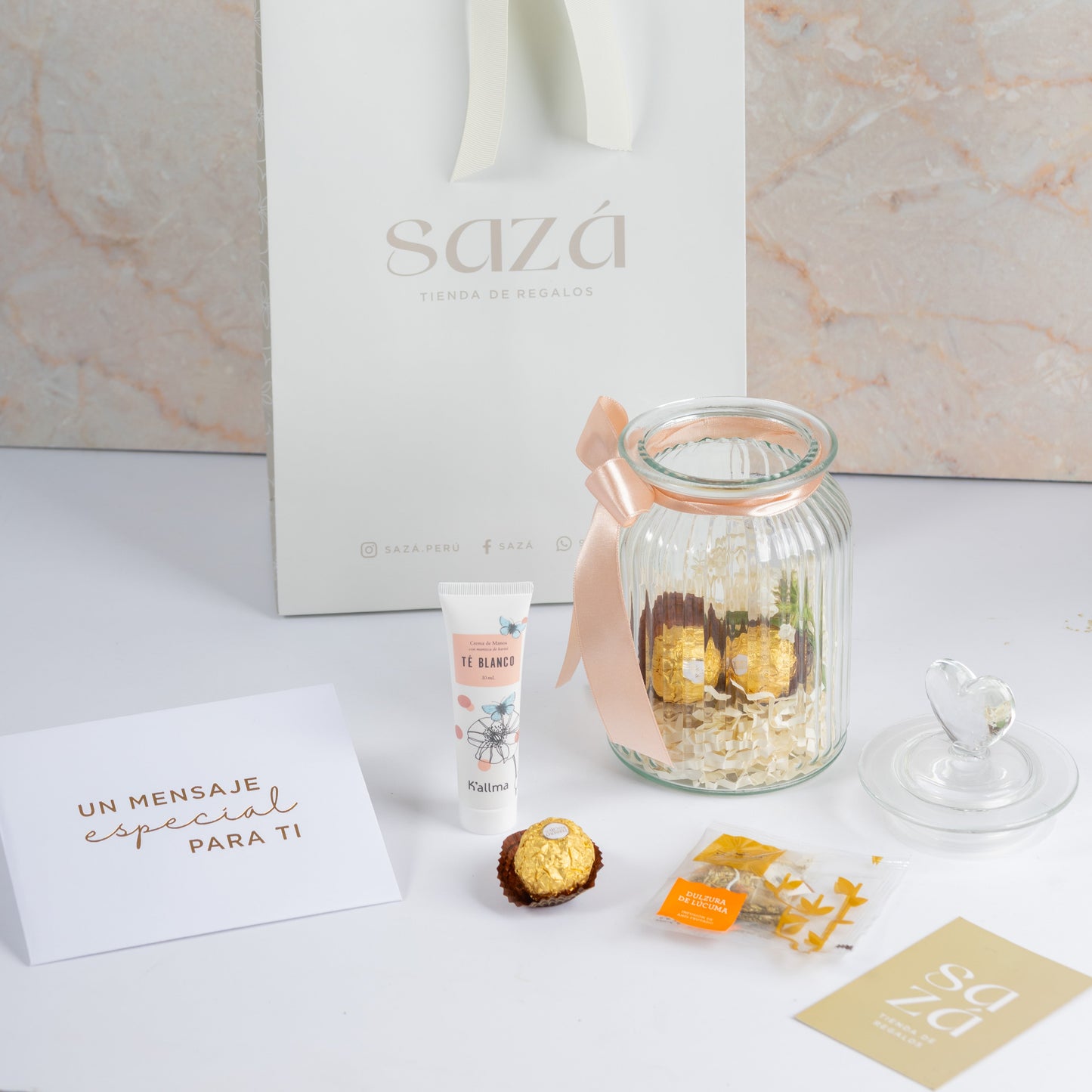 Frasco Corazón con Infusión & Bombones