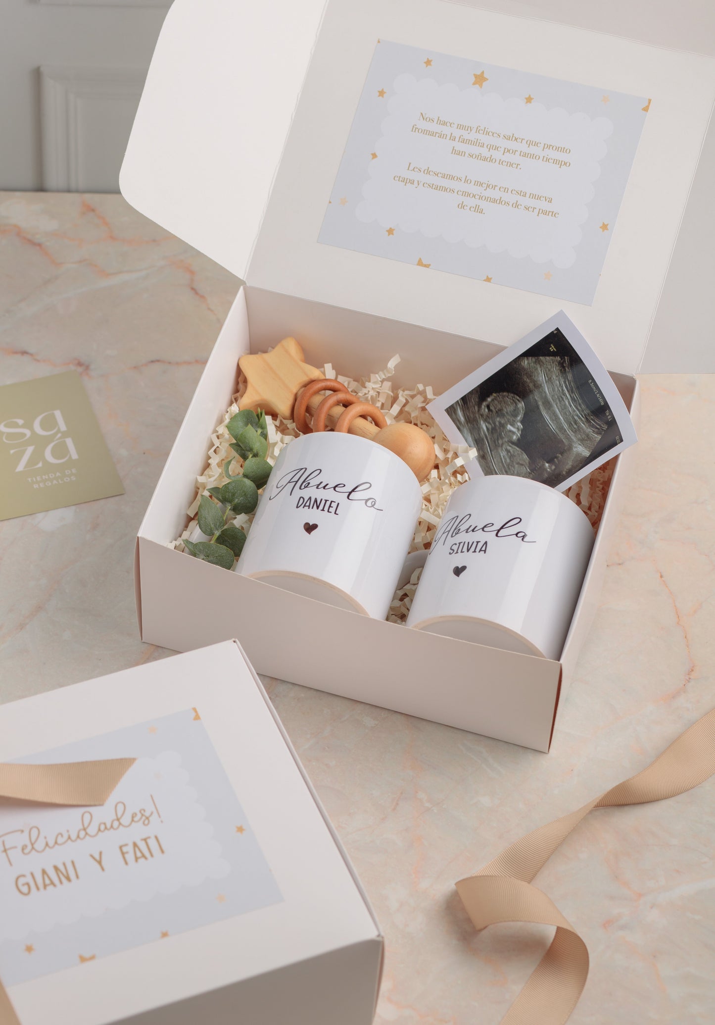 Set Abuelos 02: Tazas Personalizadas & Sonaja de Madera