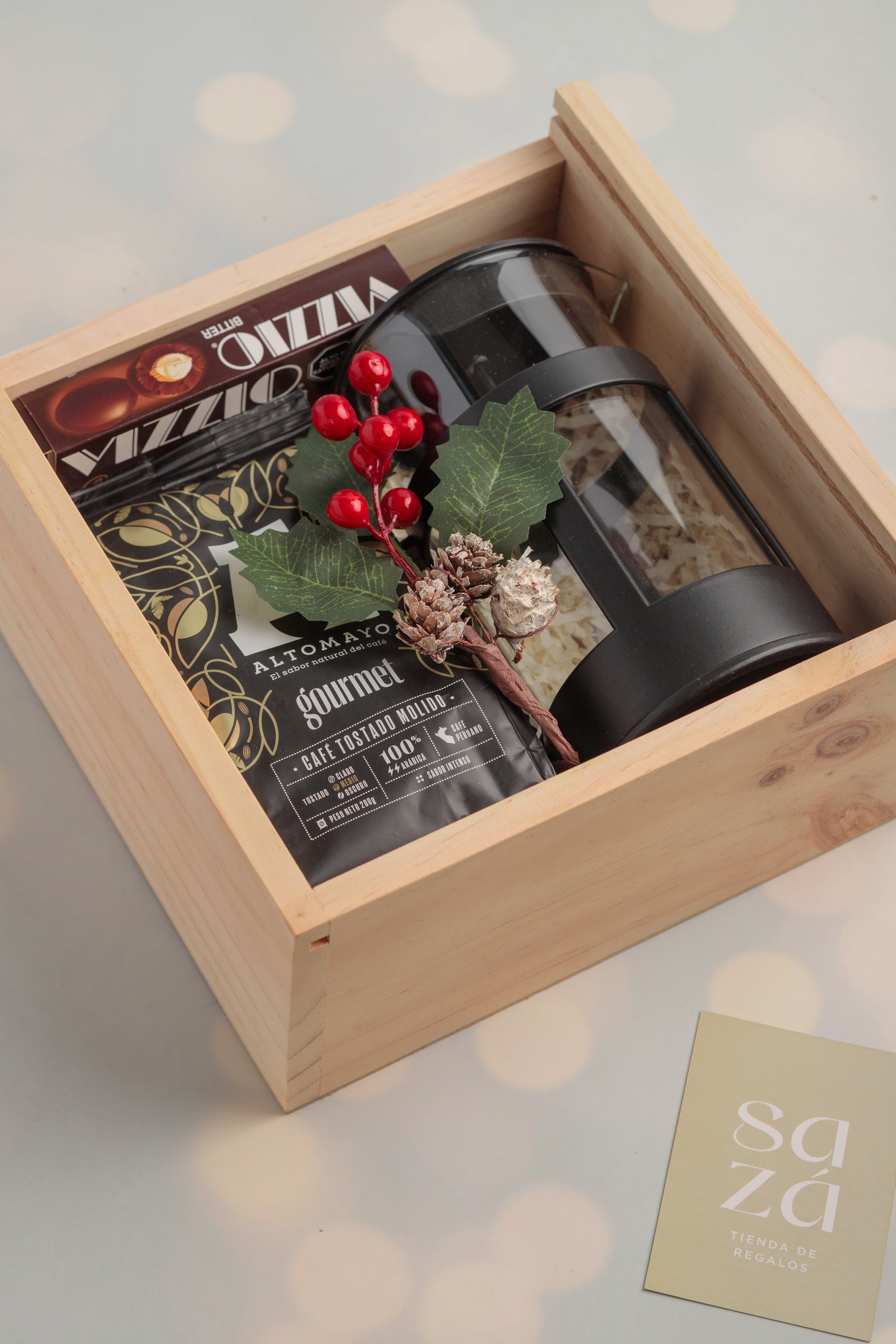 Set Navideño con Café Gourmet, Cafetera & Chocolates