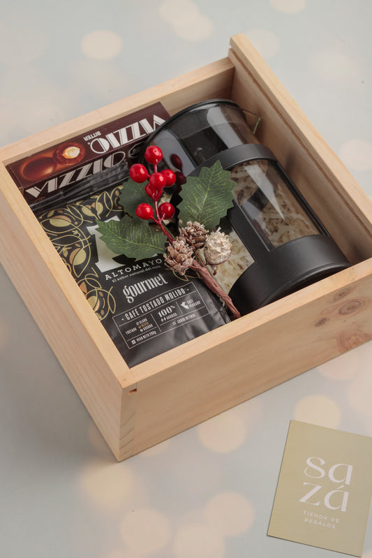 Set Navideño con Café Gourmet, Cafetera & Chocolates