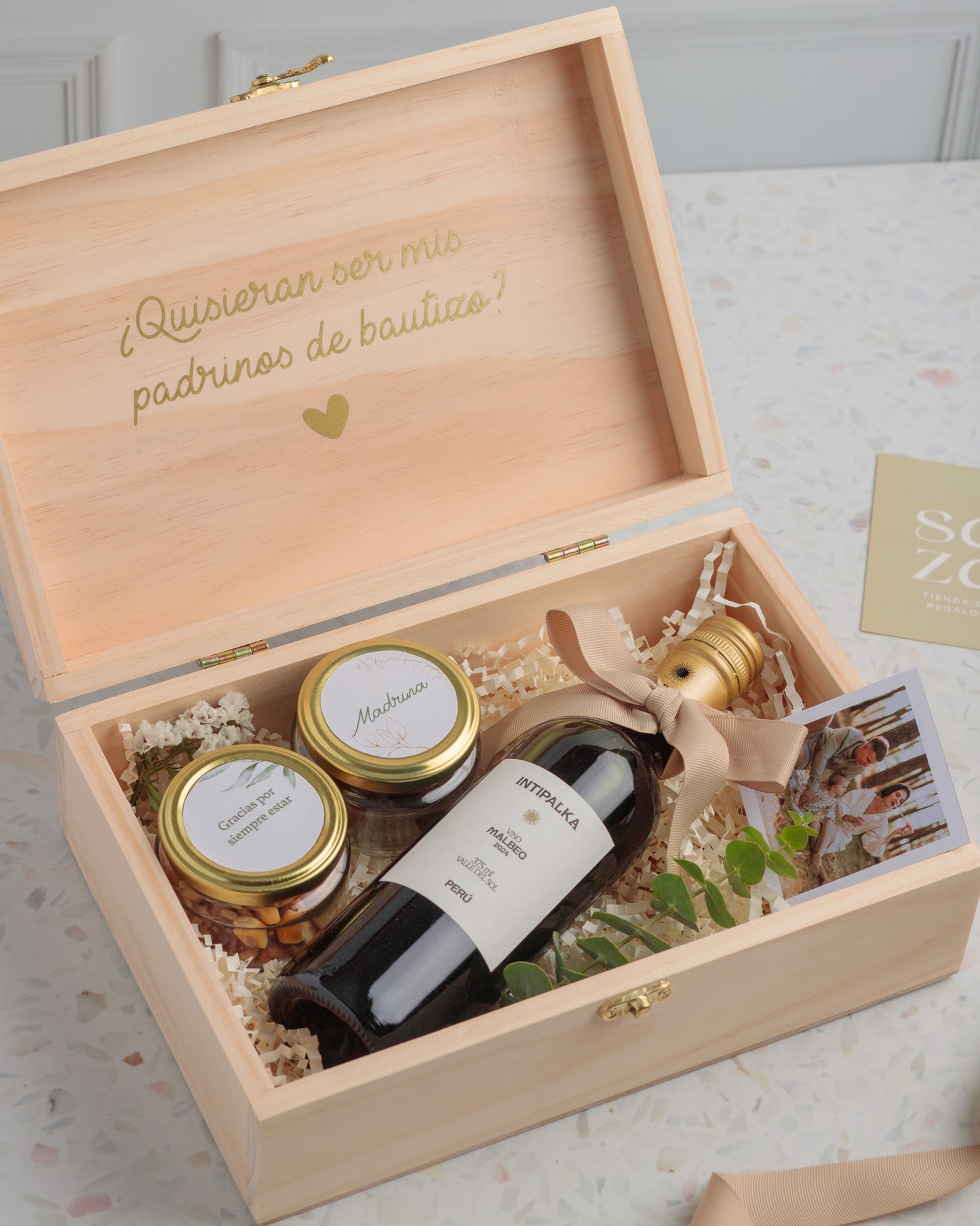 Pack Madrina & Padrino: Cofre Personalizado & Vino Intipalka