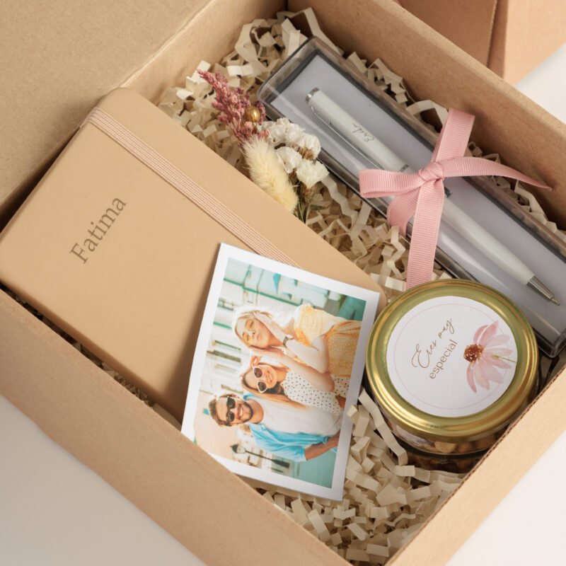 Box Sara: Frutos secos, Libreta & Lapicero Personalizado